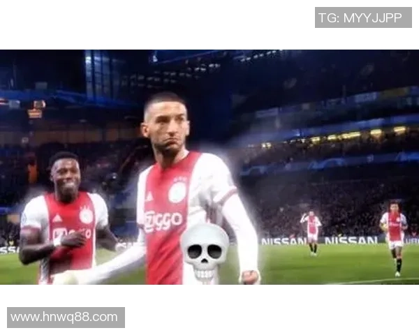 足球与怪客的对决:一场意想不到的激情碰撞与策略较量 足球与怪客的对决:一场意想不到的激情碰撞与策略较量