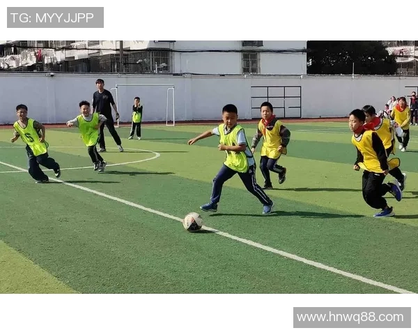 贝亚足球：探索足球的魅力与激情，助力青少年成长与发展